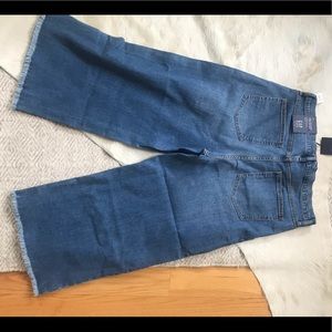 NWT GAP wide leg crop jeans